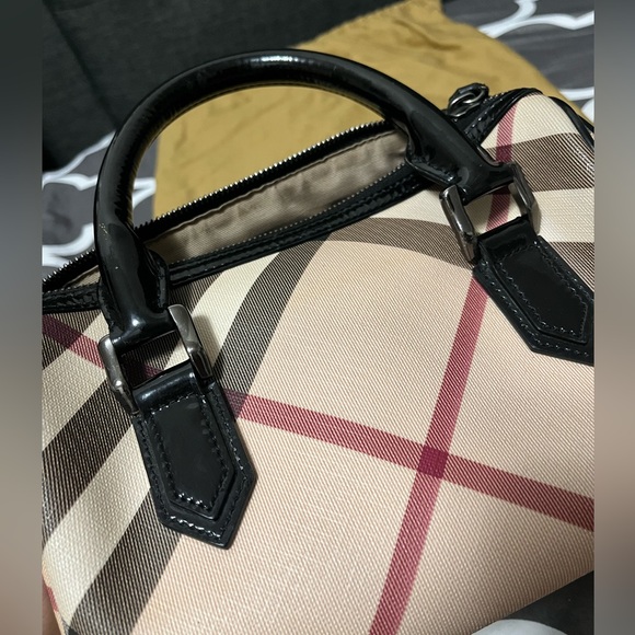 Authentic Burberry Nova Check Bowling Bag - Picture 11 of 13